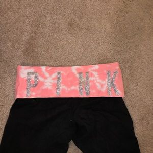 Victoria’s Secret cropped leggings Small